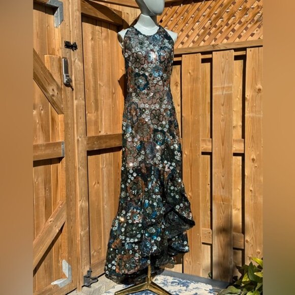 🆕 BRONX & BANCO🧿 NWOT Sicilia Blue Sequin Fluted Hem Maxi Dress Sz M US 6 - Picture 2 of 16